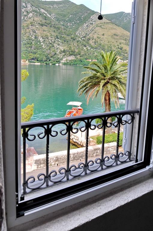 Apartments Ave R Kotor Room photo